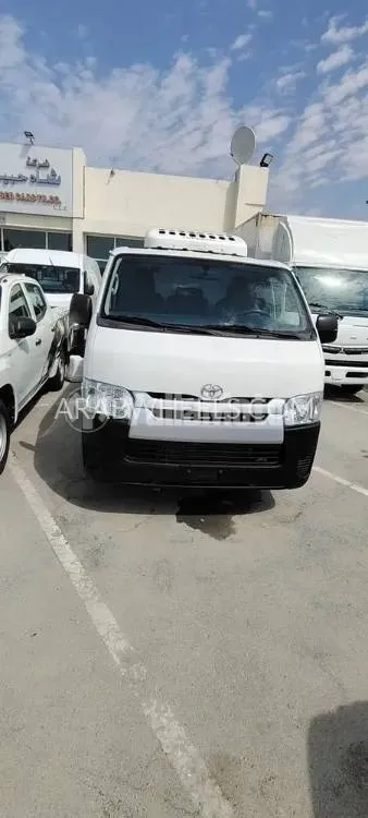 تويوتا هايس 2014 for Sale in الشارقة Image-4