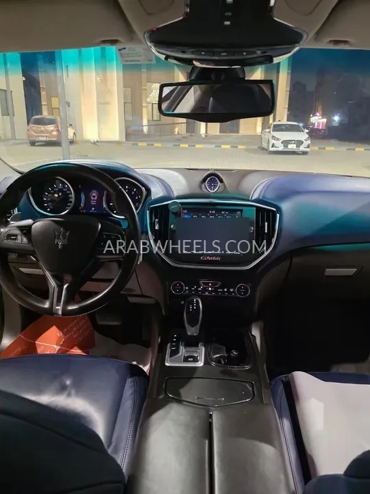 Maserati Ghibli 2015 for Sale in Ajman Image-6