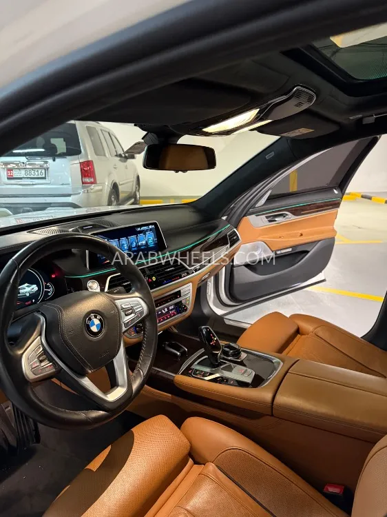 BMW 7 series 2016 for Sale in Abu Dhabi Image-5