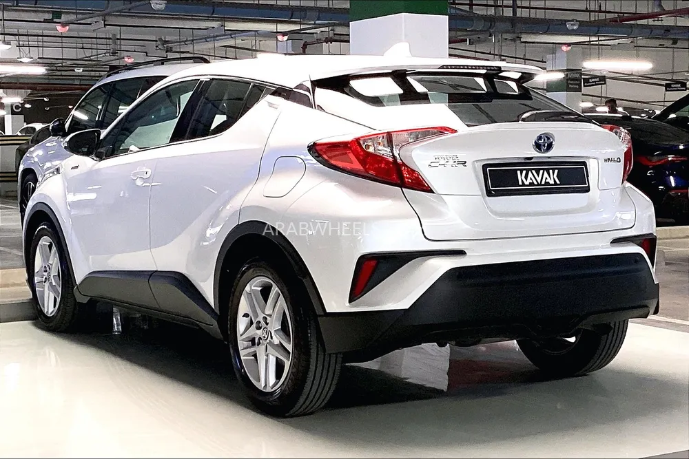 Toyota C-HR 2023 for Sale in Sharjah Image-4