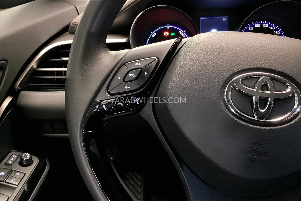 Toyota C-HR 2023 for Sale in Sharjah Image-22