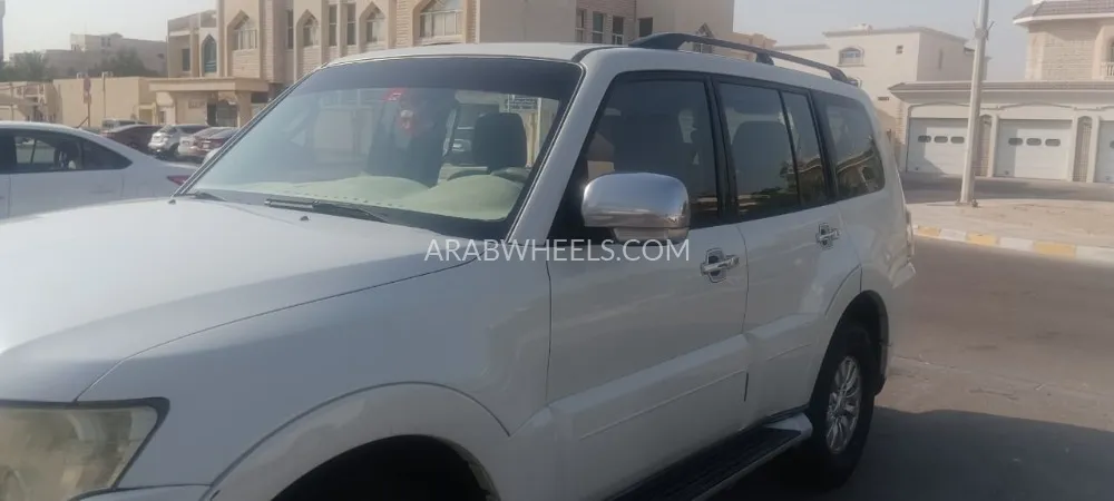 ميتسوبيشي باجيرو 2014 for Sale in أبو ظبي Image-9