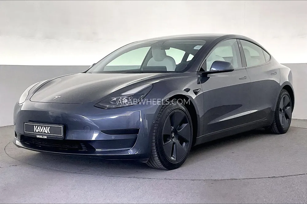 Tesla Model 3 2021 for Sale in Sharjah Image-1