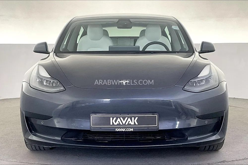 تسلا موديل 3 2021 for Sale in الشارقة Image-2