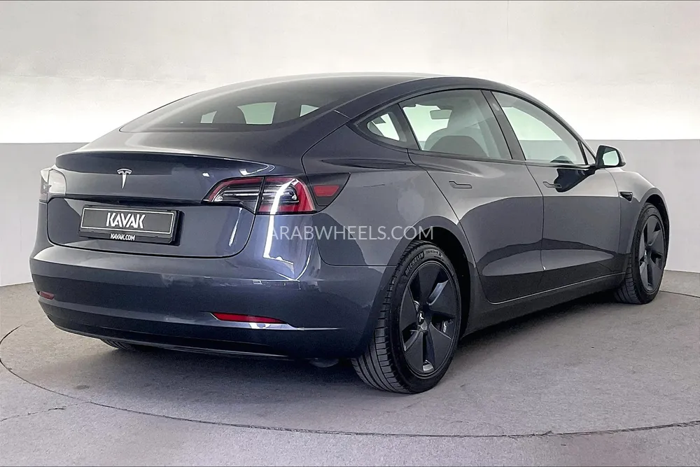 تسلا موديل 3 2021 for Sale in الشارقة Image-6