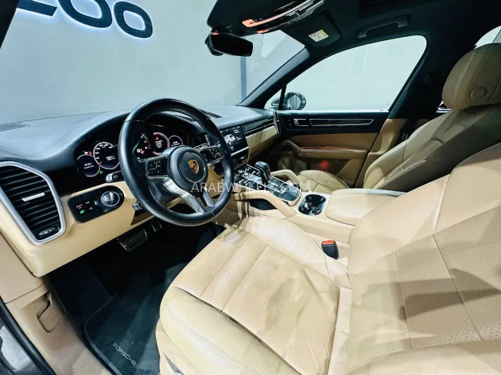 بورشه كايمان 2019 for Sale in دبي Image-13