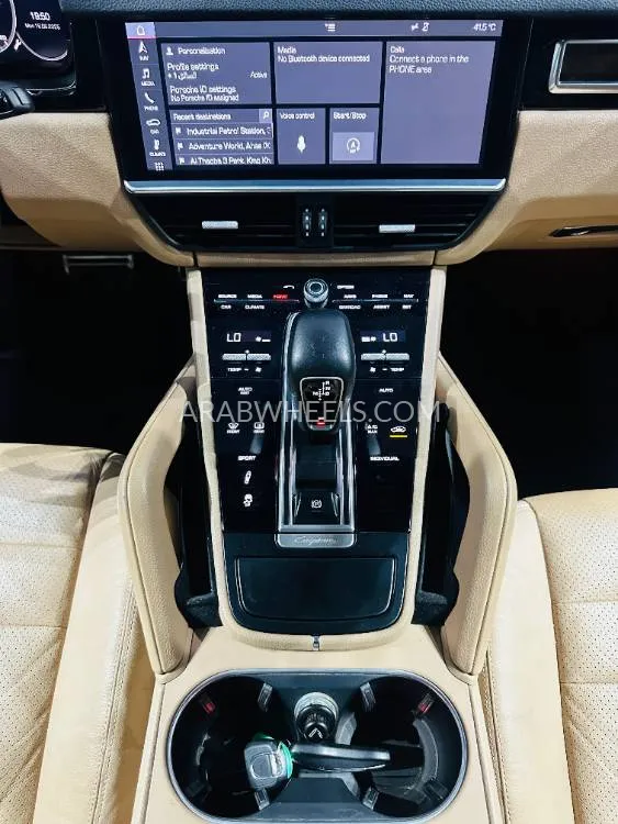 بورشه كايمان 2019 for Sale in دبي Image-21