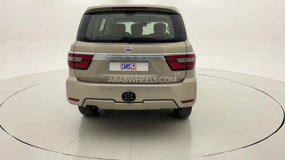 Nissan Patrol 2021 for Sale in Dubai Image-4