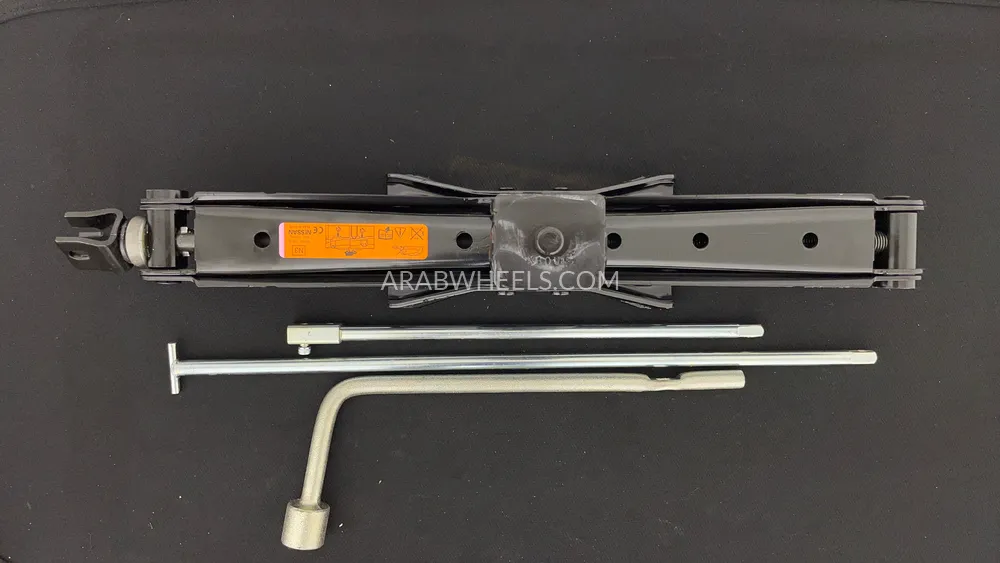 Nissan Patrol 2021 for Sale in Dubai Image-32