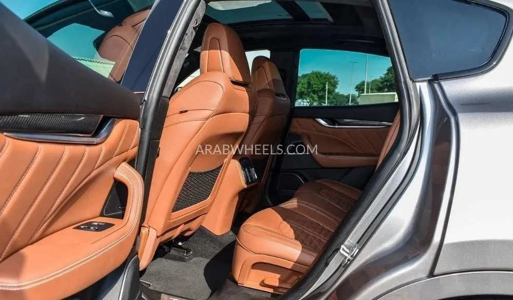 Maserati Levante 2022 for Sale in Dubai Image-11