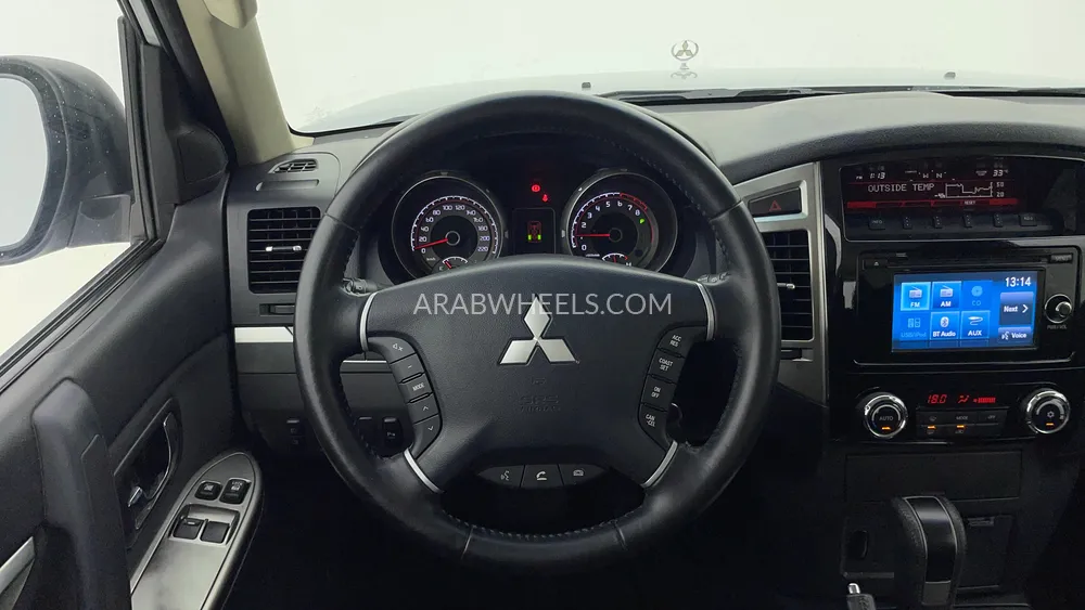 Mitsubishi Pajero 2016 for Sale in Dubai Image-17