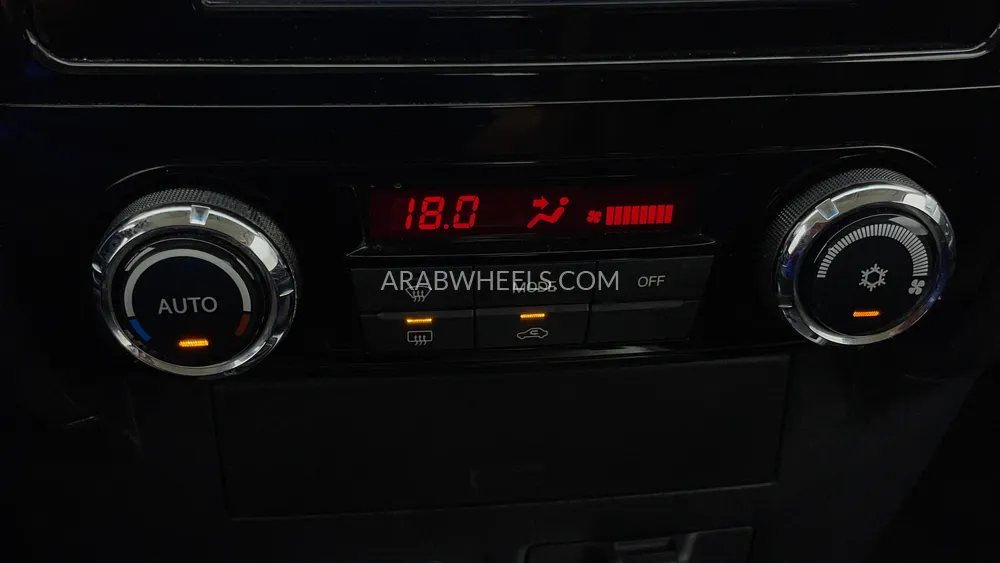 Mitsubishi Pajero 2016 for Sale in Dubai Image-39