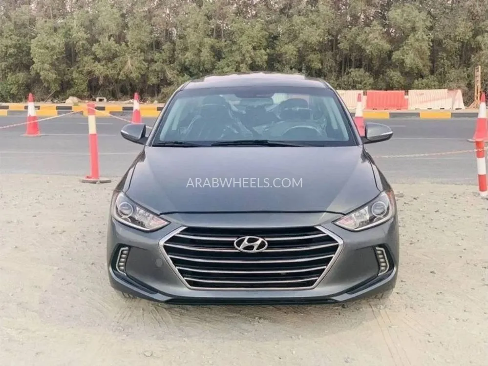 Hyundai Elantra 2018 for Sale in Sharjah Image-2