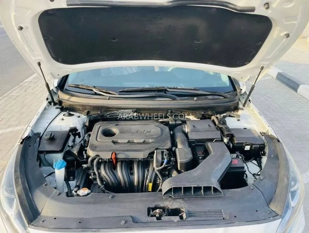 Hyundai Sonata 2018 for Sale in Sharjah Image-2