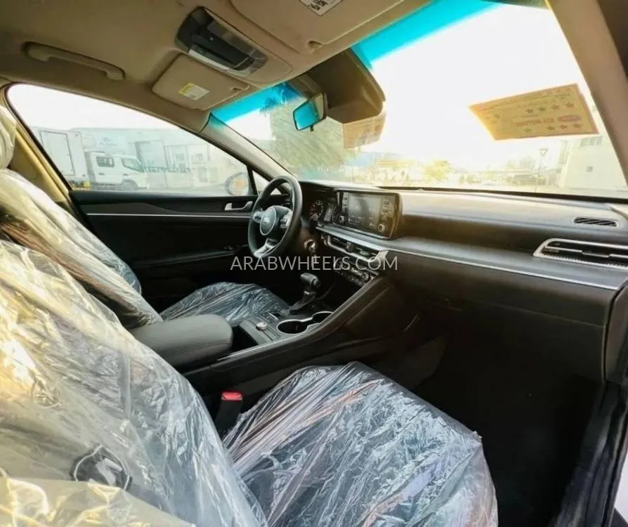 Kia K5 2021 for Sale in Sharjah Image-4
