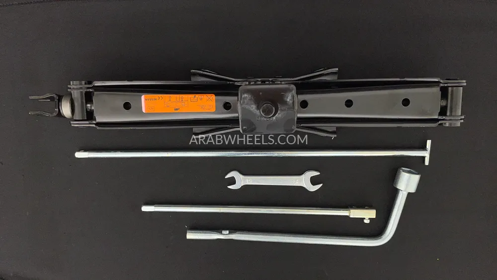 Nissan Patrol 2023 for Sale in Dubai Image-34