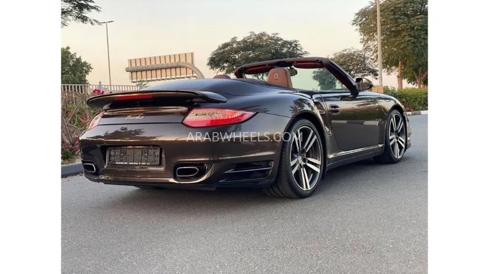 بورشه 911 2008 for Sale in دبي Image-16