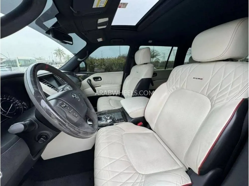 Nissan Patrol 2019 for Sale in Dubai Image-7
