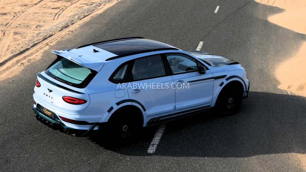 بينتلي بينتايجا 2023 for Sale in دبي Image-5