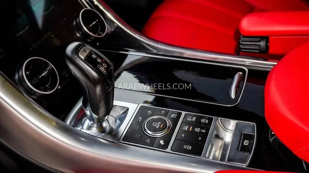 Land Rover Range Rover 2014 for Sale in Sharjah Image-10