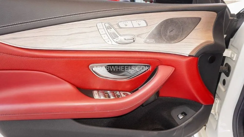 مرسيدس بنز CLS Class 2021 for Sale in الشارقة Image-5