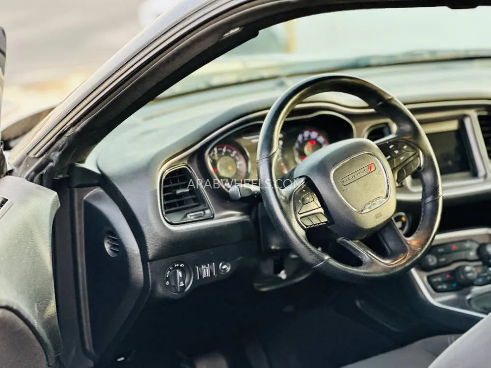 Dodge Challenger 2019 for Sale in Sharjah Image-6