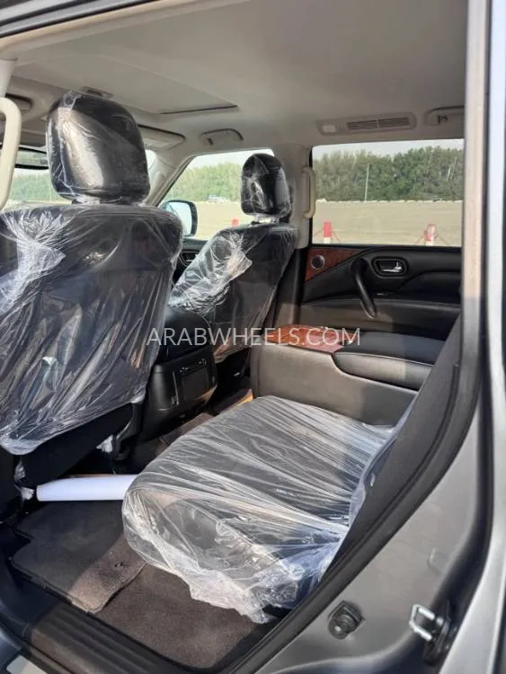 Infiniti QX80 2018 for Sale in Sharjah Image-11