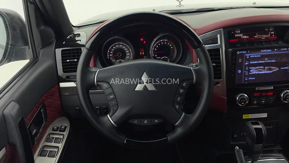 Mitsubishi Pajero 2020 for Sale in Dubai Image-17