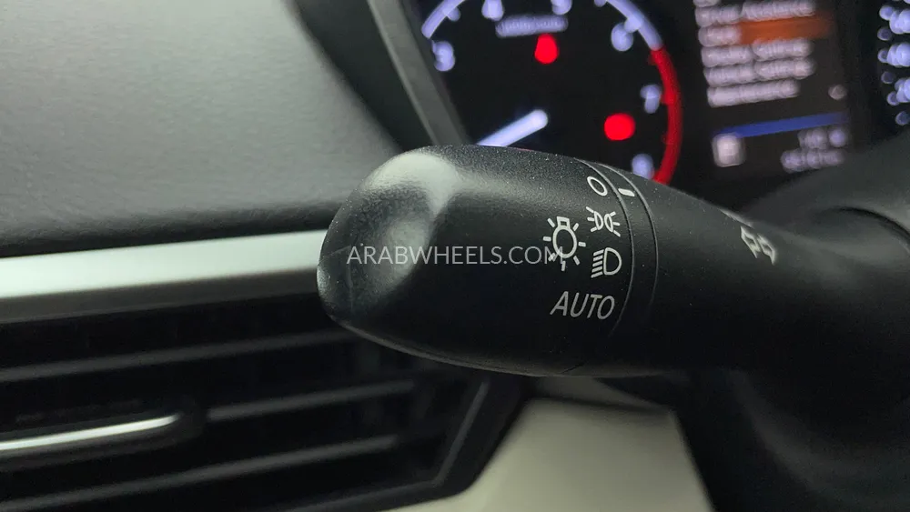 Nissan Altima 2020 for Sale in Dubai Image-33