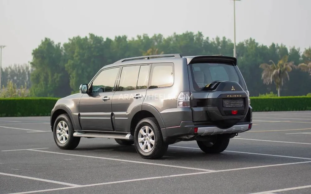 Mitsubishi Pajero 2019 for Sale in Sharjah Image-18