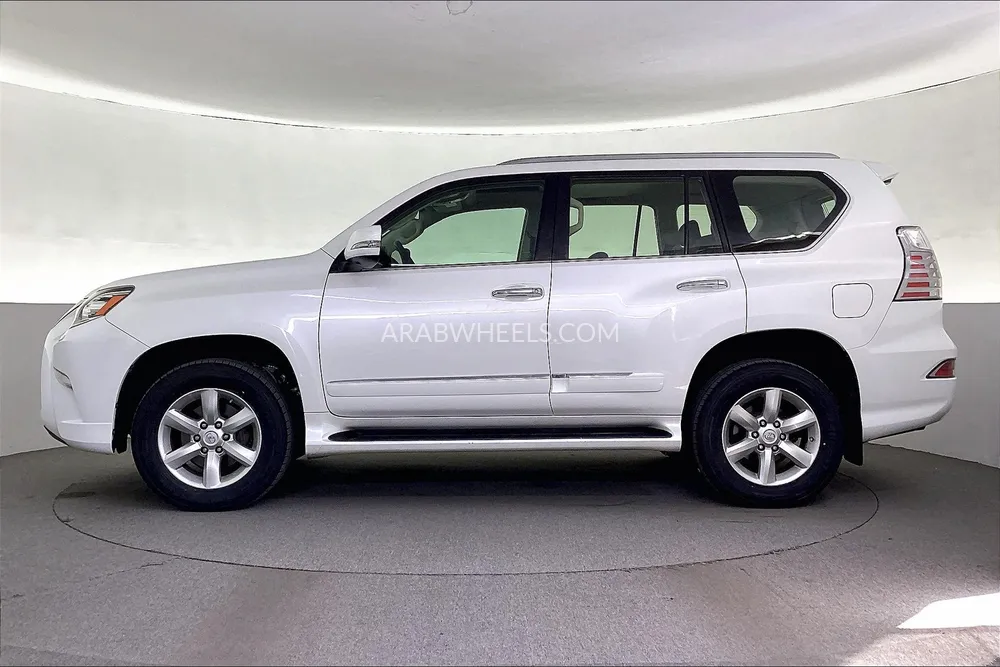 Lexus GX 2017 for Sale in Sharjah Image-8