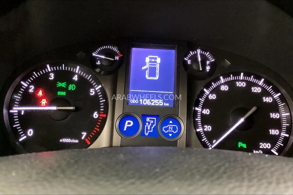 Lexus GX 2017 for Sale in Sharjah Image-11