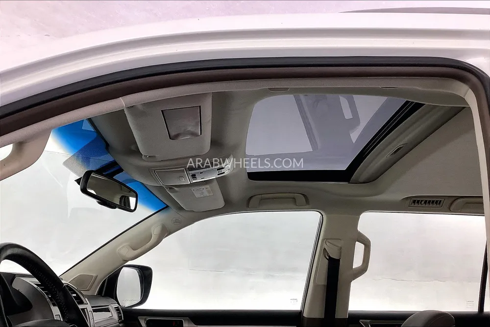 Lexus GX 2017 for Sale in Sharjah Image-19