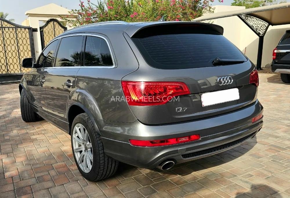 أودي Q7 2012 for Sale in أبو ظبي Image-6