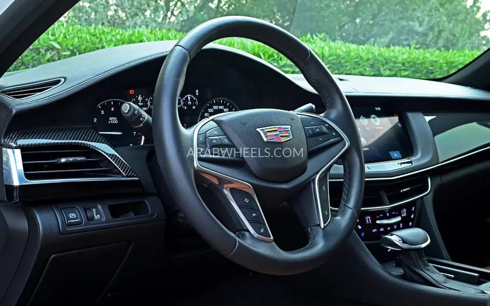 Cadillac CT6 2017 for Sale in Sharjah Image-7