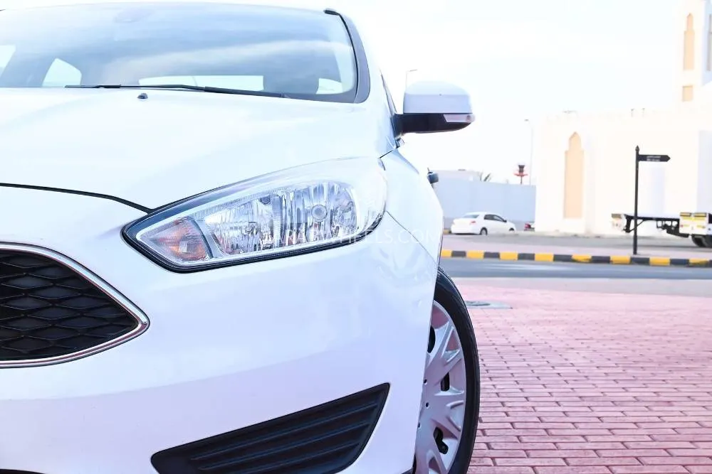 Ford Focus 2018 for Sale in Sharjah Image-3