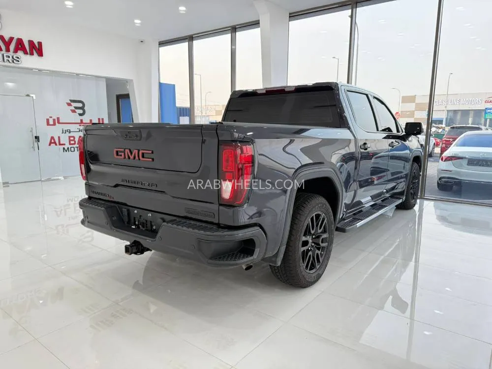 GMC Sierra 2023 for Sale in Abu Dhabi Image-11