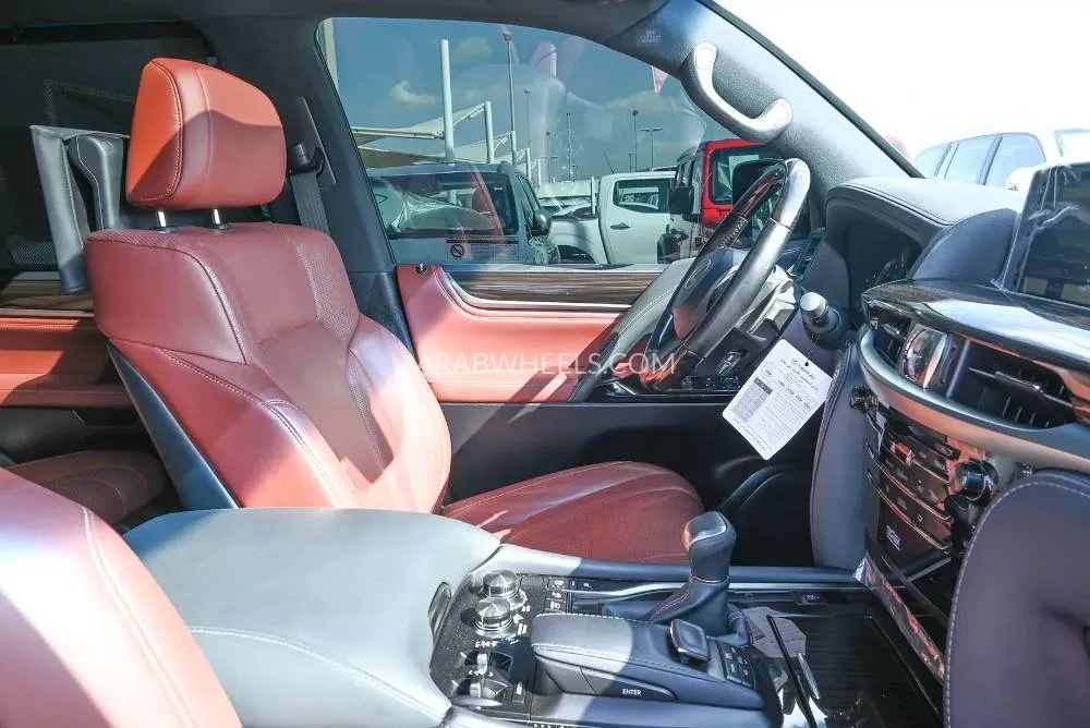 Lexus LX 2021 for Sale in Sharjah Image-12