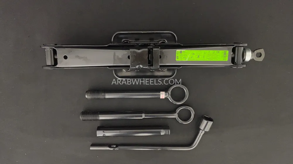 Hyundai Santa Fe 2018 for Sale in Dubai Image-27