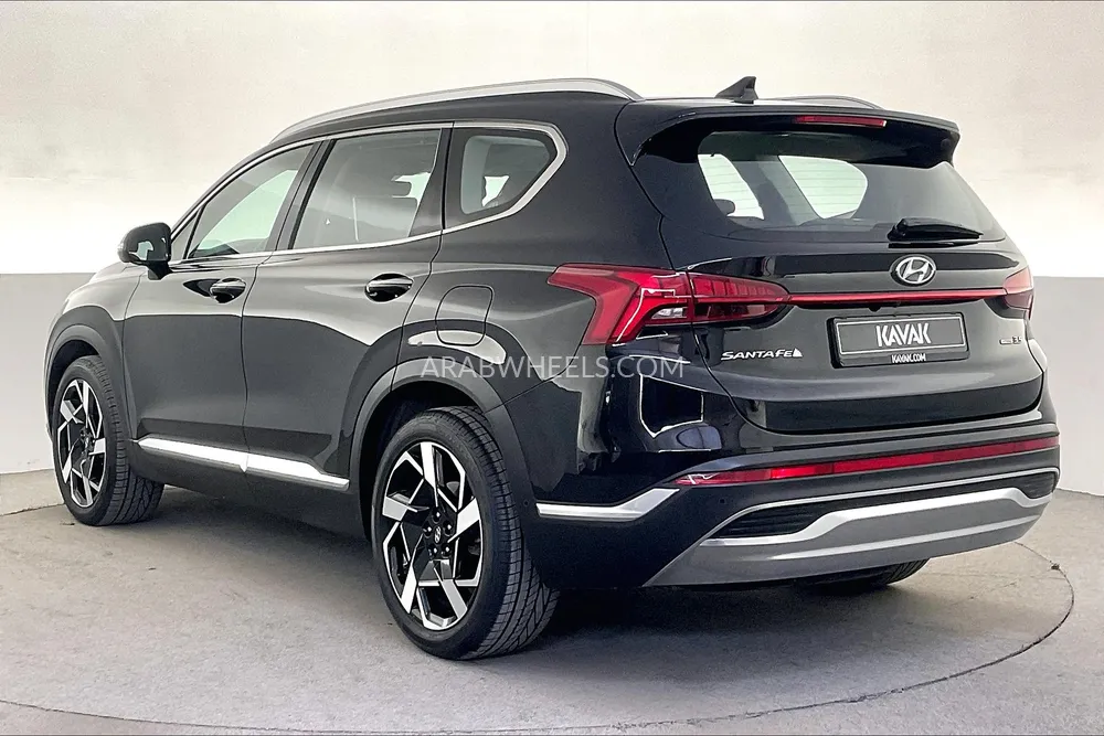 Hyundai Santa Fe 2022 for Sale in Sharjah Image-4