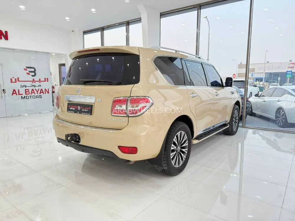 Nissan Patrol 2016 for Sale in Abu Dhabi Image-11