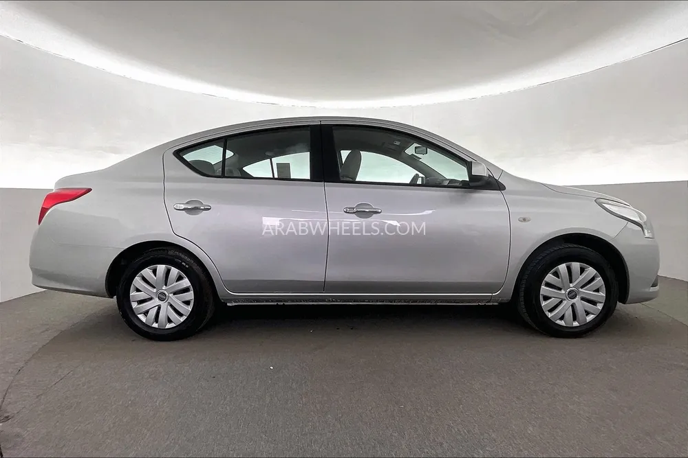 Nissan Sunny 2022 for Sale in Dubai Image-7