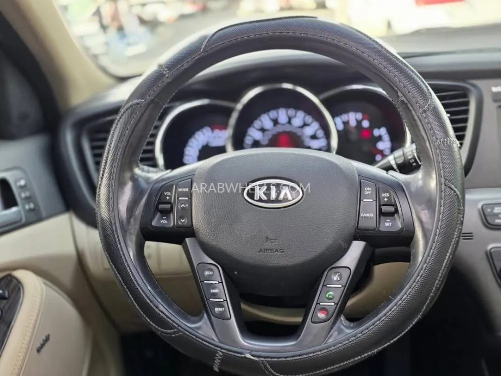 Kia Optima 2012 for Sale in Sharjah Image-9