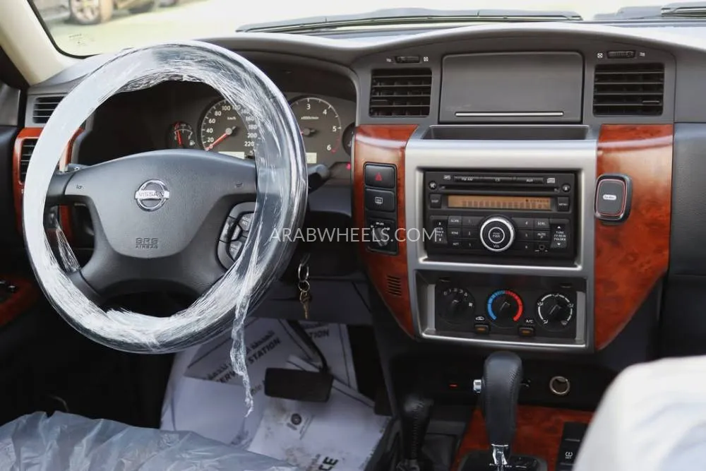 Nissan Patrol 2021 for Sale in Sharjah Image-7