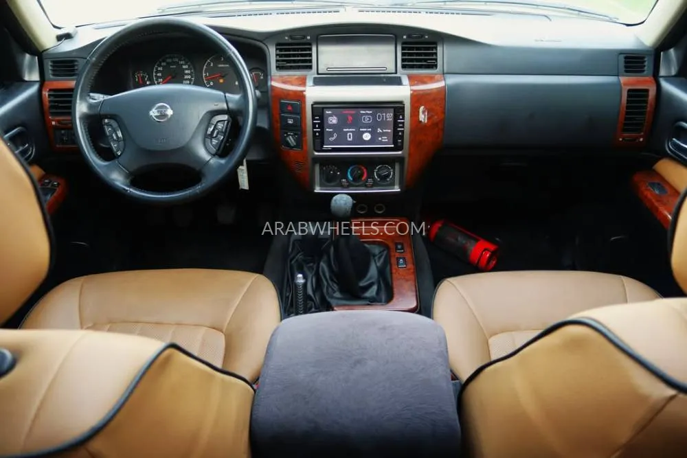Nissan Patrol 2019 for Sale in Sharjah Image-7
