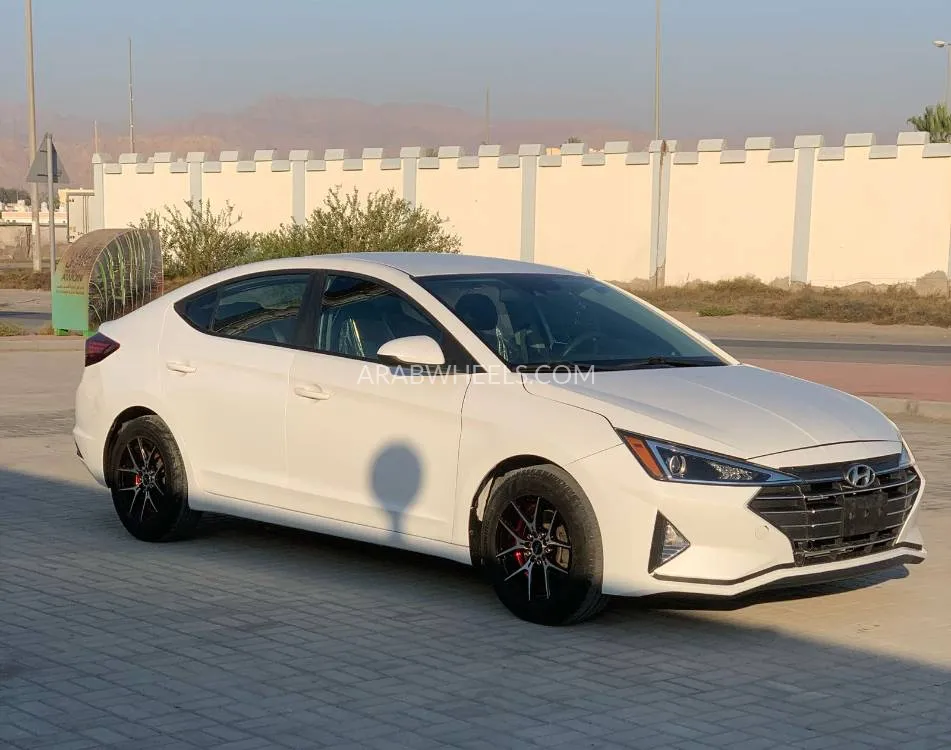 هيونداي إلنترا 2020 for Sale in رأس الخيمة Image-1