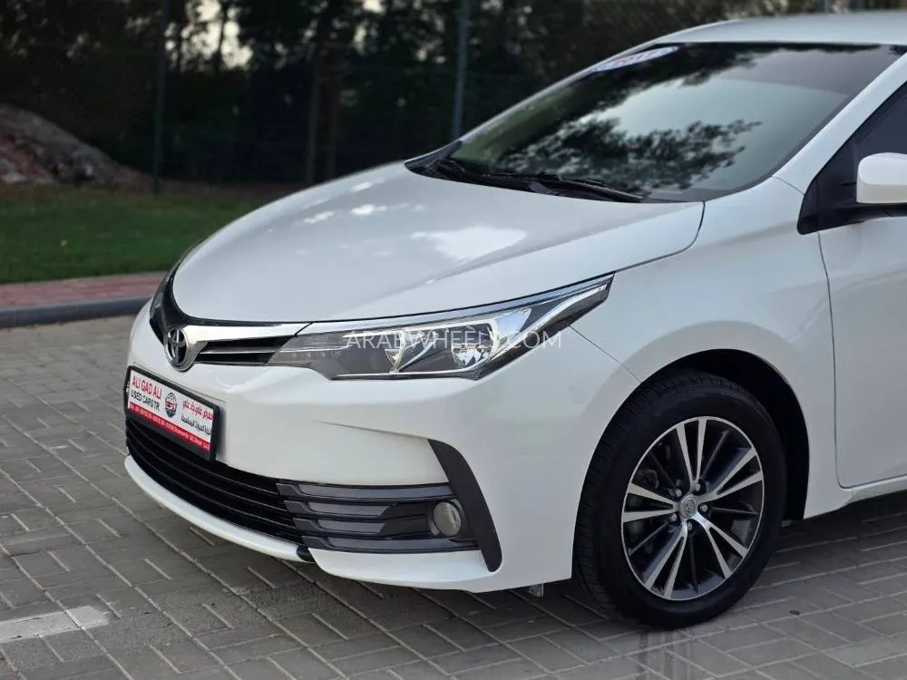 Toyota Corolla 2017 for Sale in Sharjah Image-5