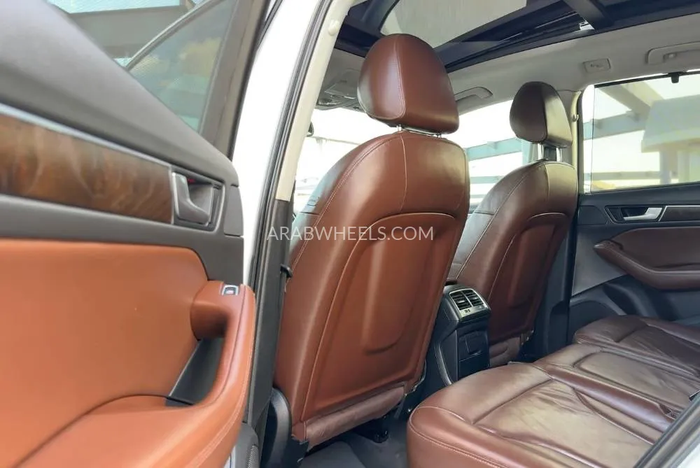 Audi Q5 2016 for Sale in Dubai Image-7