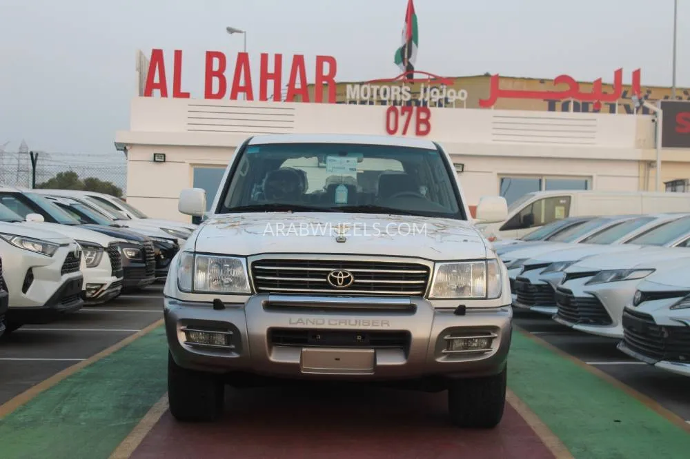 Toyota Land Cruiser 2000 for Sale in Dubai Image-2