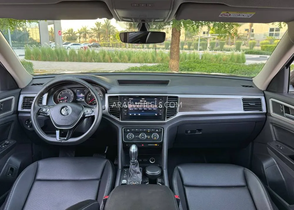Volkswagen Teramont 2019 for Sale in Dubai Image-4